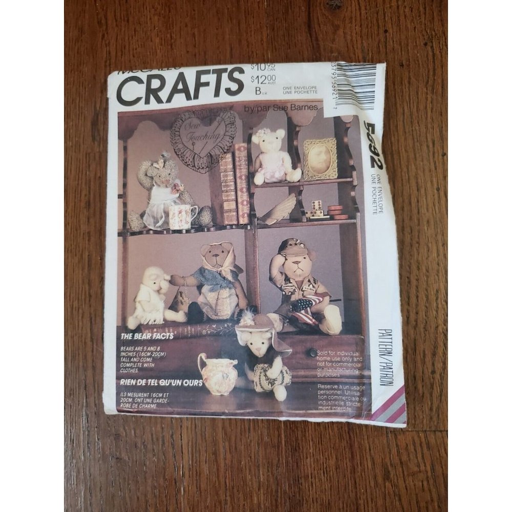 McCall's Craft Pattern 5692 Adorable 5" and 8" Bear Dolls with Clothes ~ Uncut